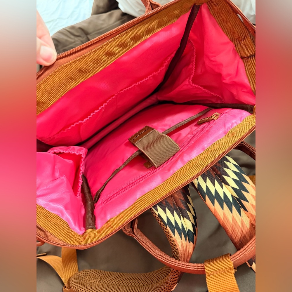 Wrangler Chevron Patterned Women's Backpack - image 8